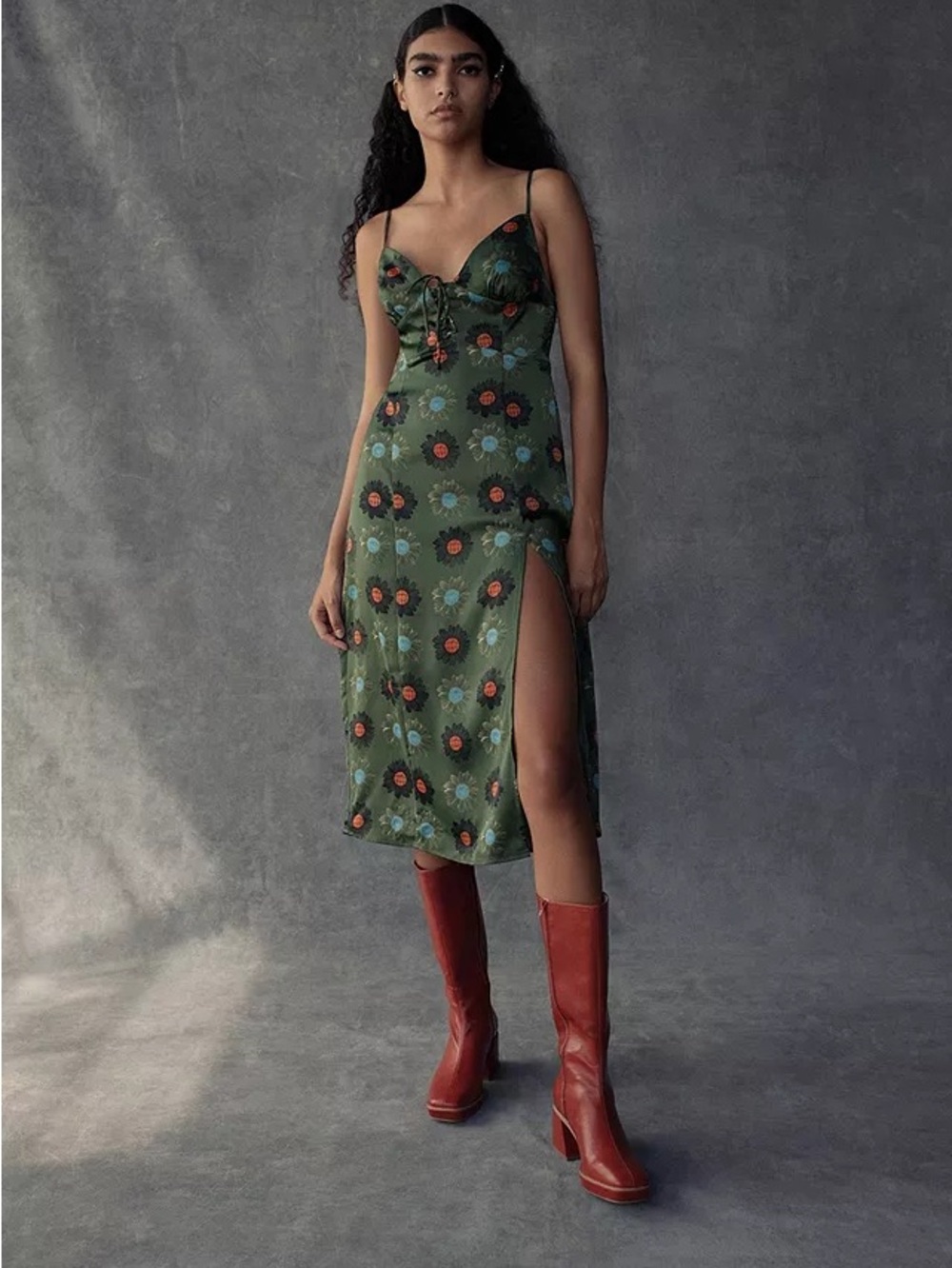 Urban Outfitters‎ Floral Satin Dress